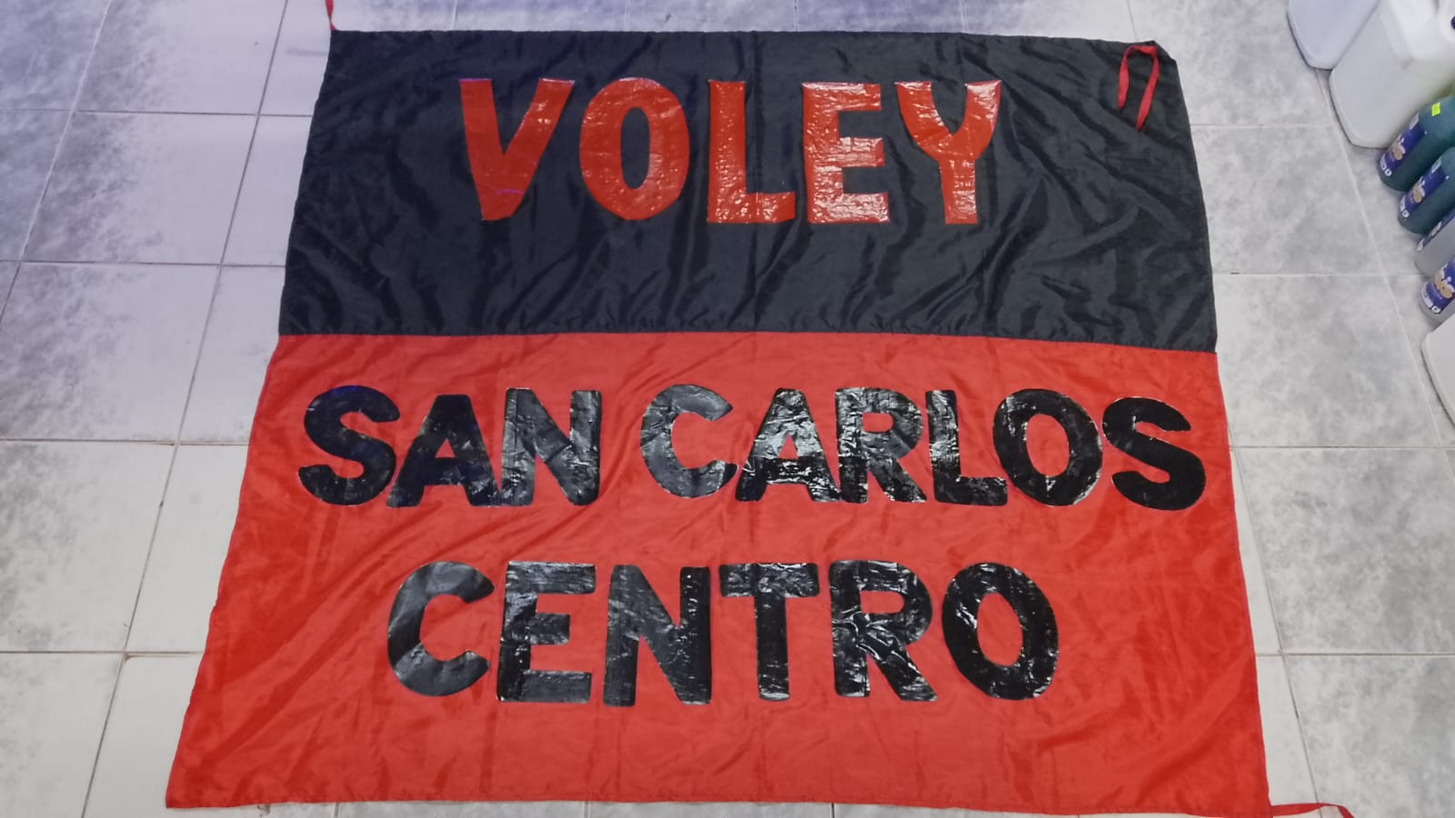 Banderas ejemplo 1